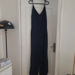 very beautiful dress